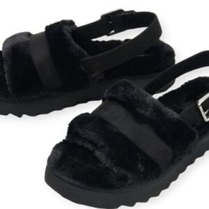 Koolaburra by Ugg furry black slippers size 9